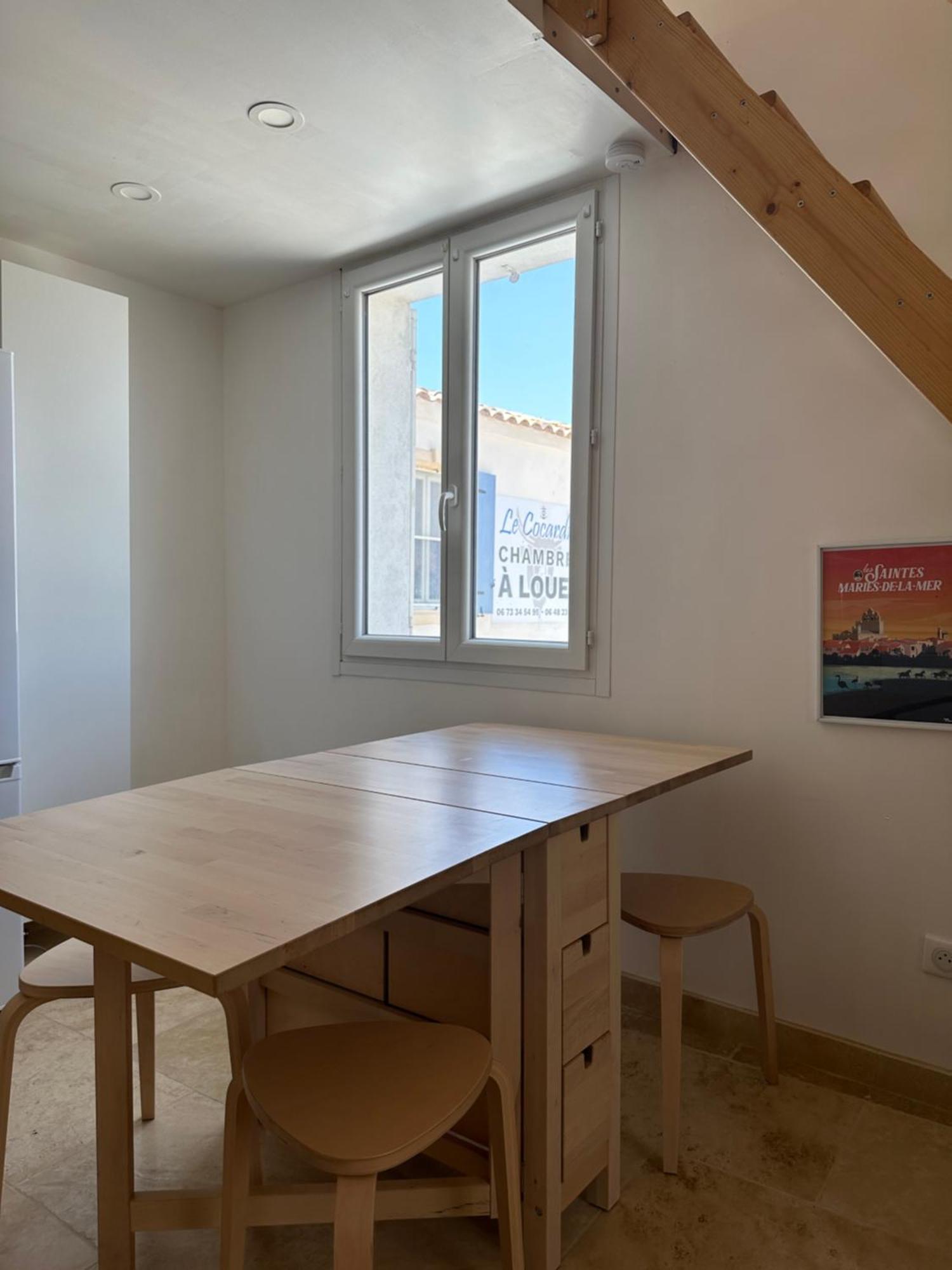 Appartement Avec Vue Sur L Eglise Des Saintes Екстер'єр фото